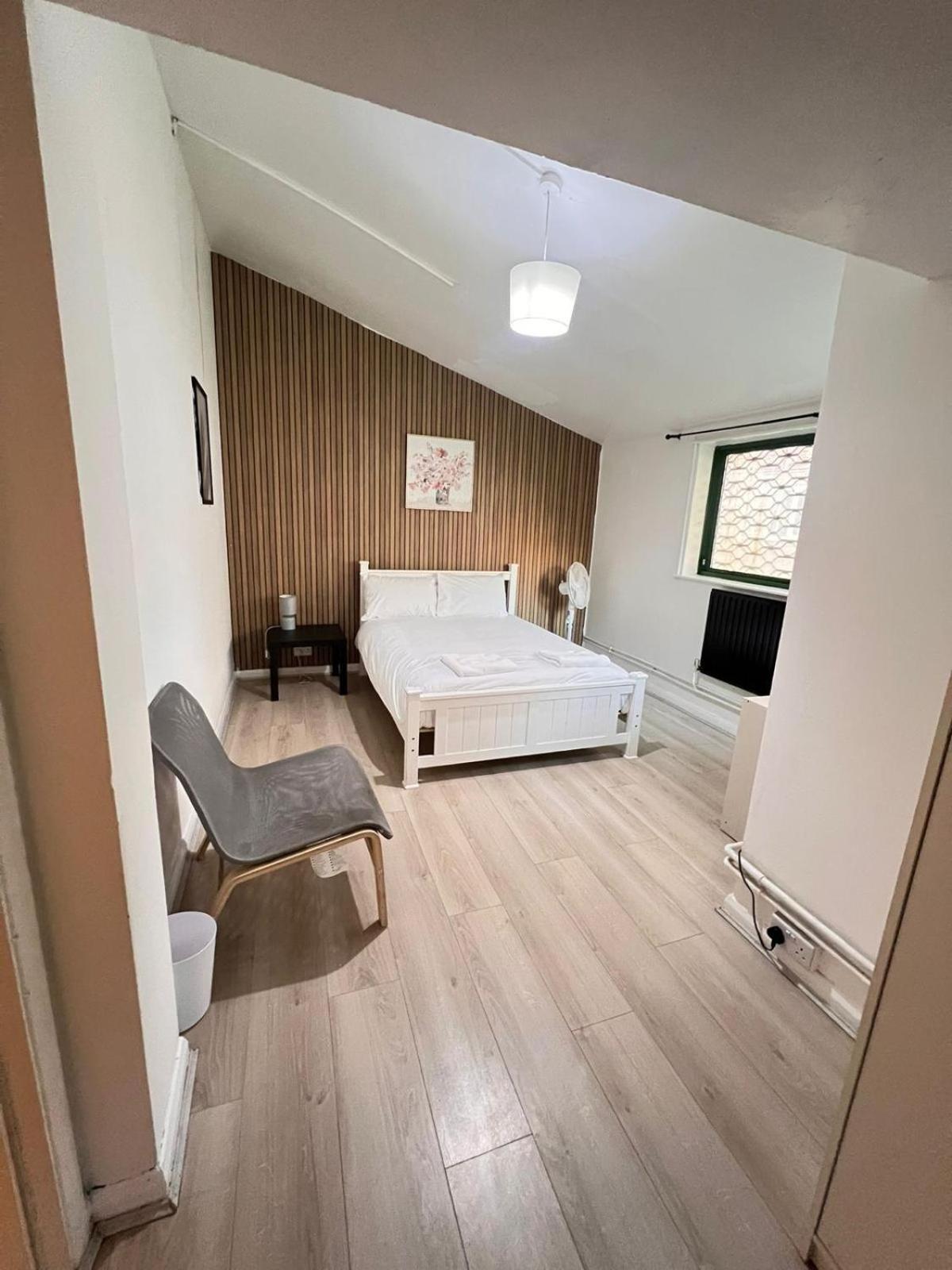 London E2 Rooms Exterior photo