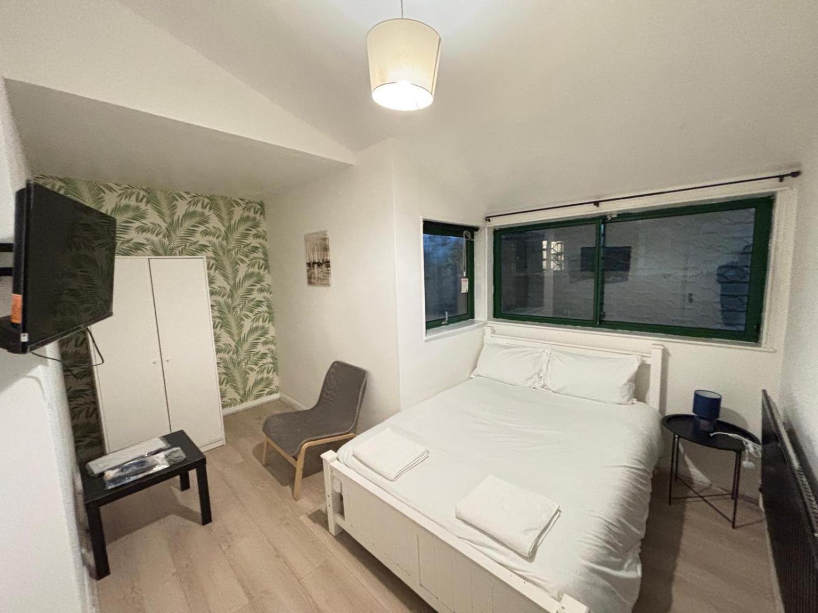London E2 Rooms Exterior photo